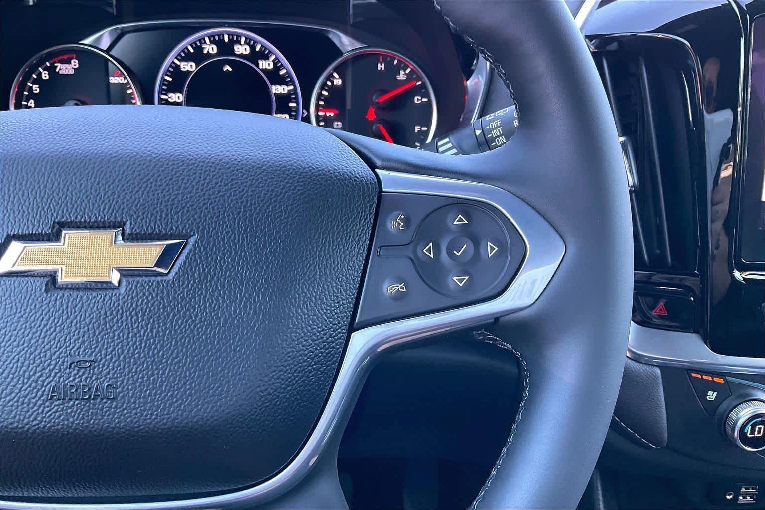 Certified 2023 Chevrolet Traverse Premier FWD image 19