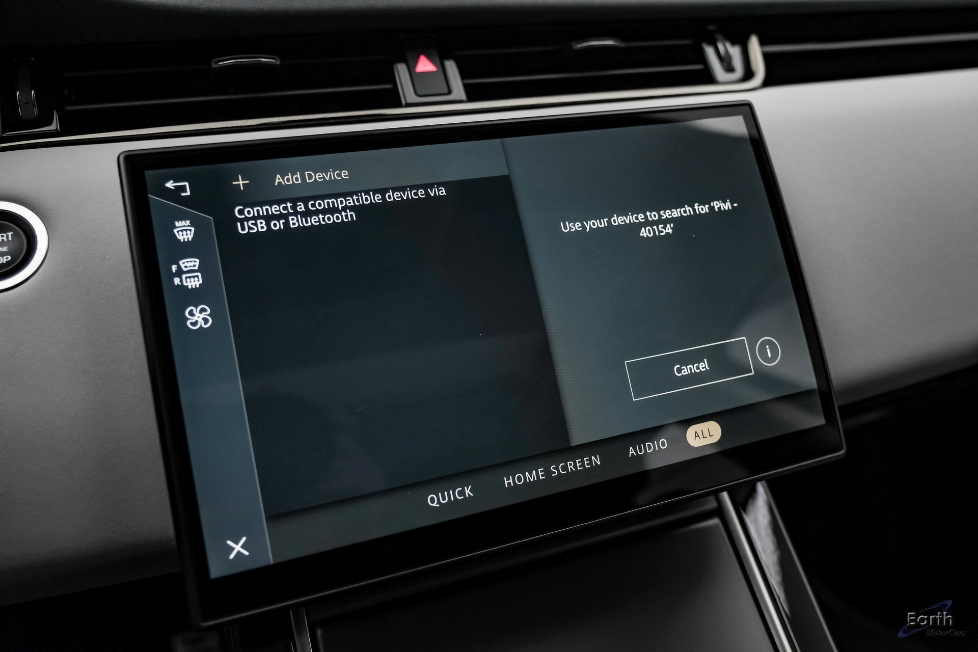 Used 2024 Land Rover Range Rover Evoque Dynamic SE image 63