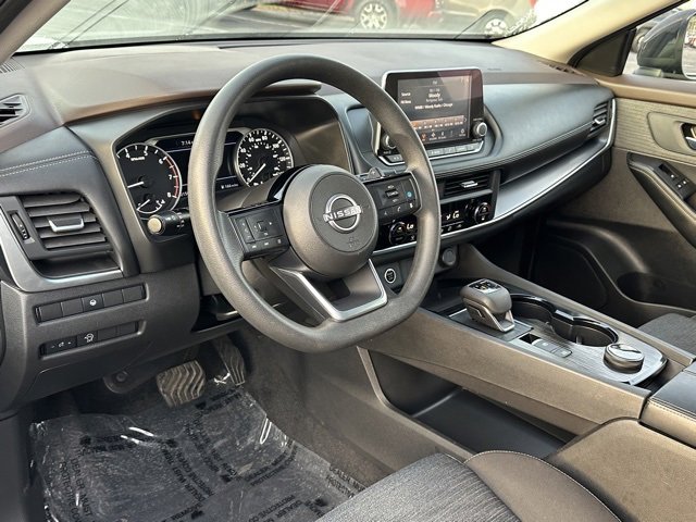 Used 2023 Nissan Rogue SV image 33