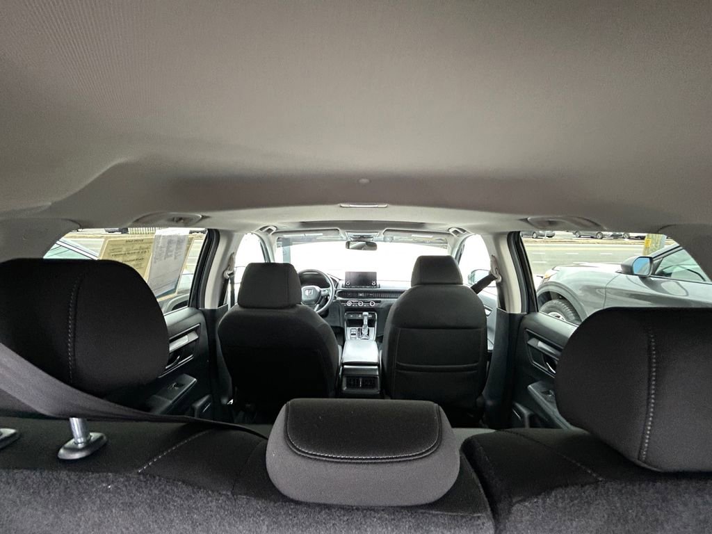 Used 2025 Honda CR-V EX image 29