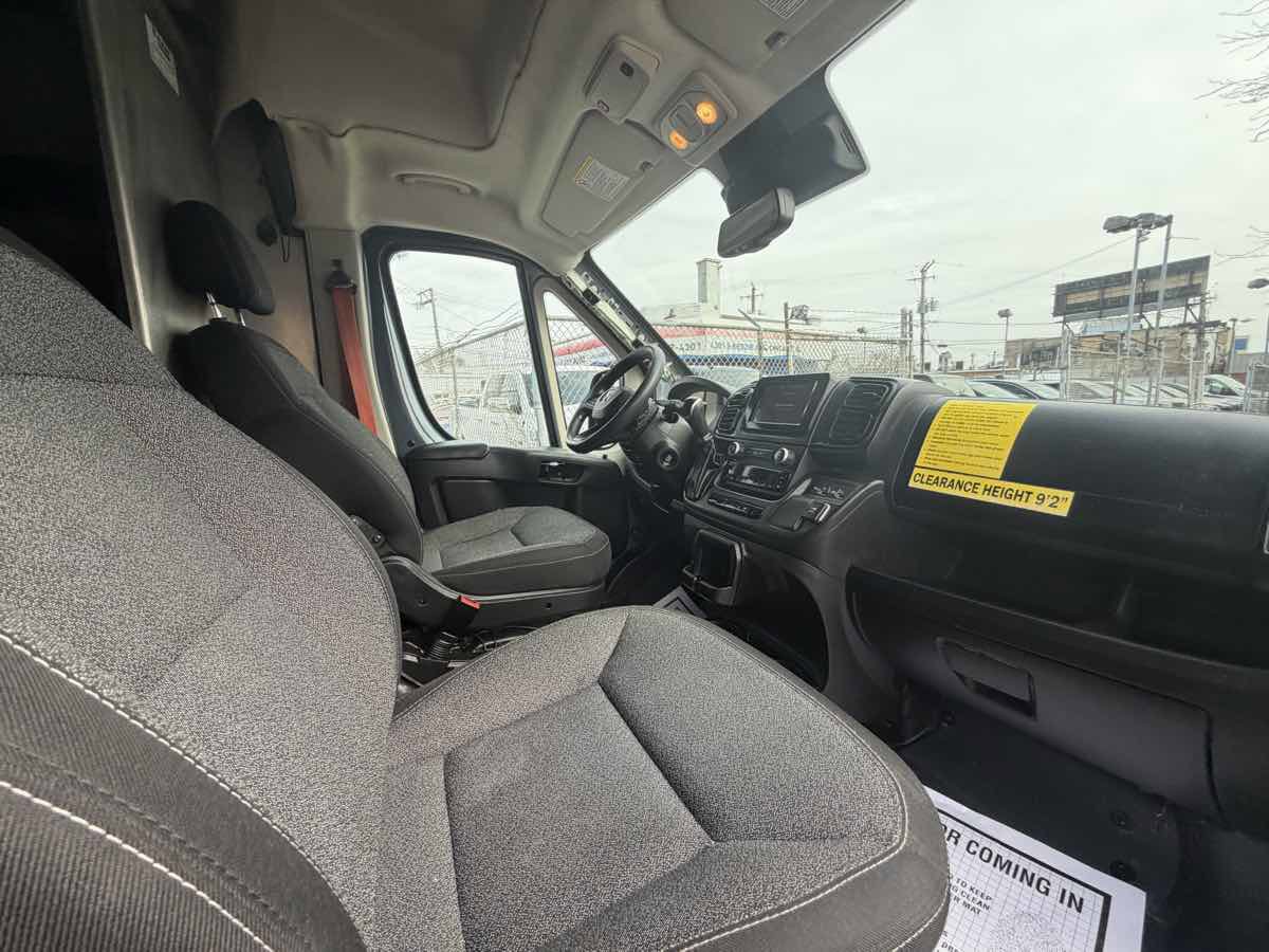Used 2022 RAM ProMaster 3500 w/ Fleet Safety Group (AWQ) FWD image 16