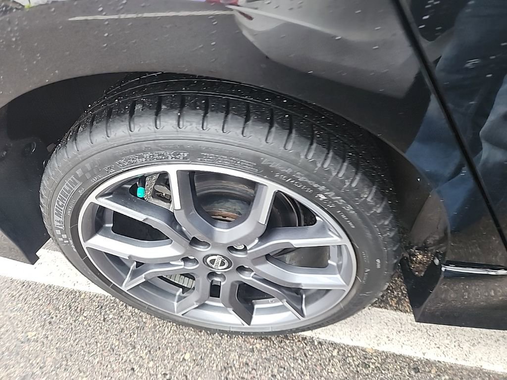 Used 2019 Nissan Sentra NISMO w/ Electronics Package image 4