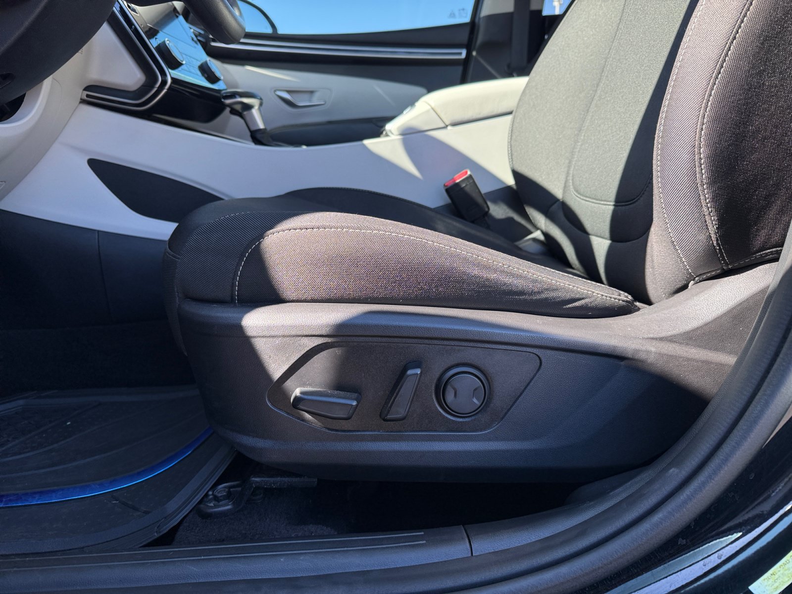 Used 2022 Hyundai Tucson SEL AWD/4WD image 14