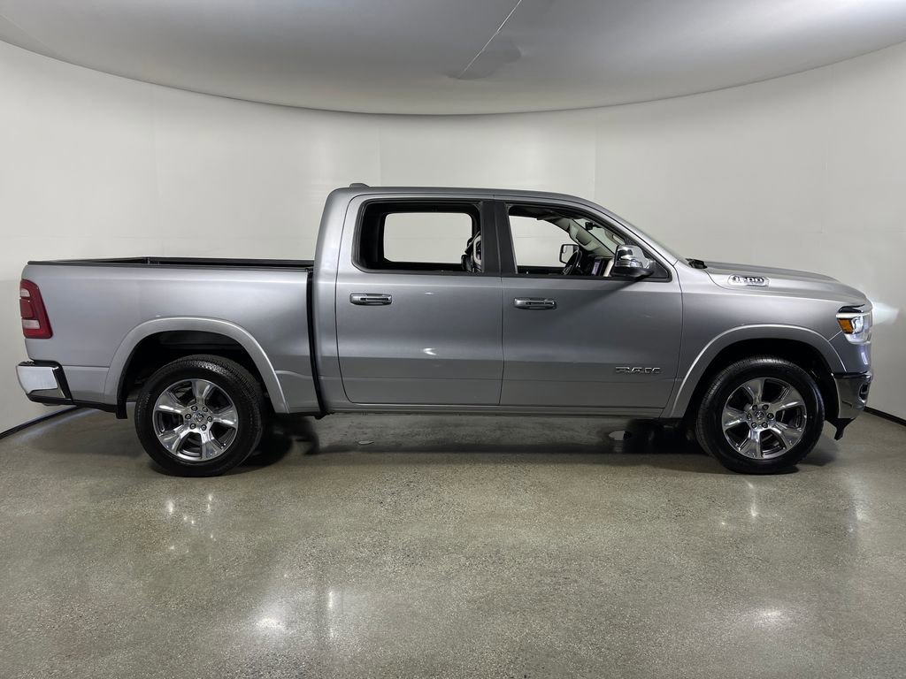 Used 2022 RAM 1500 Laramie AWD/4WD image 2