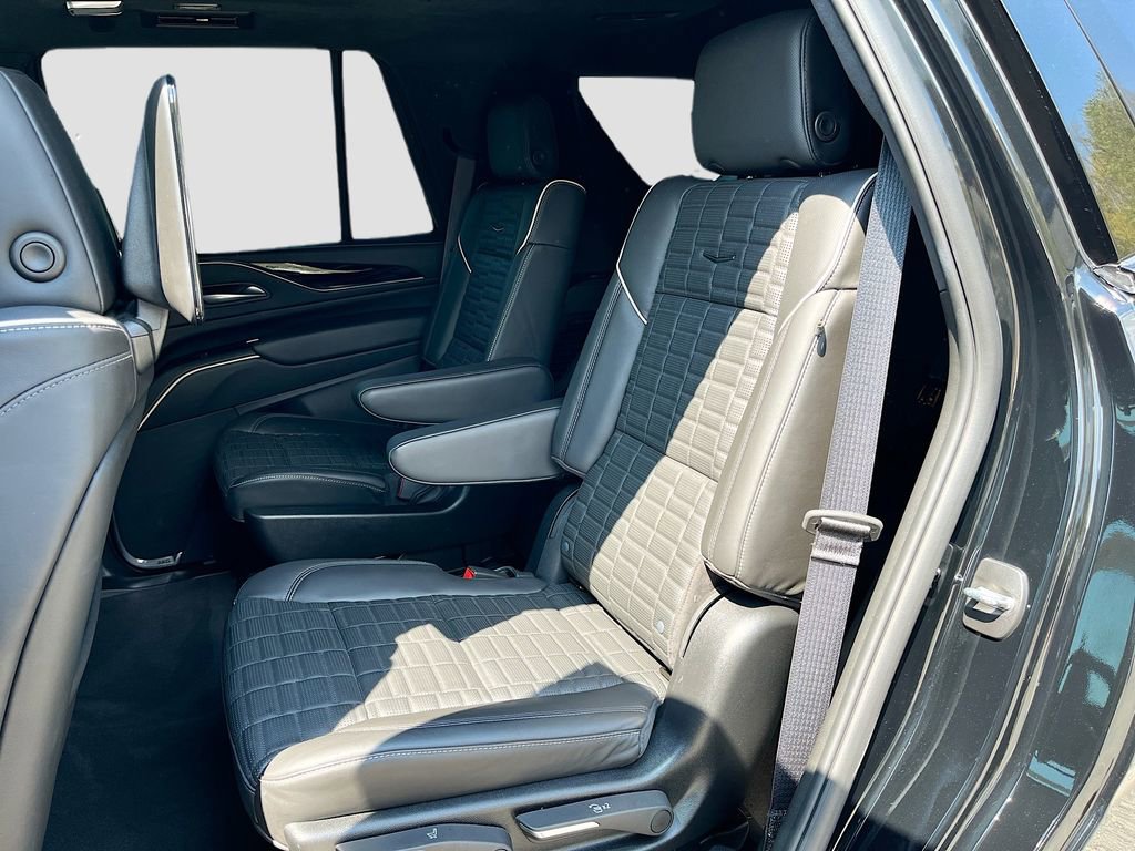 Certified 2024 Cadillac Escalade V image 31