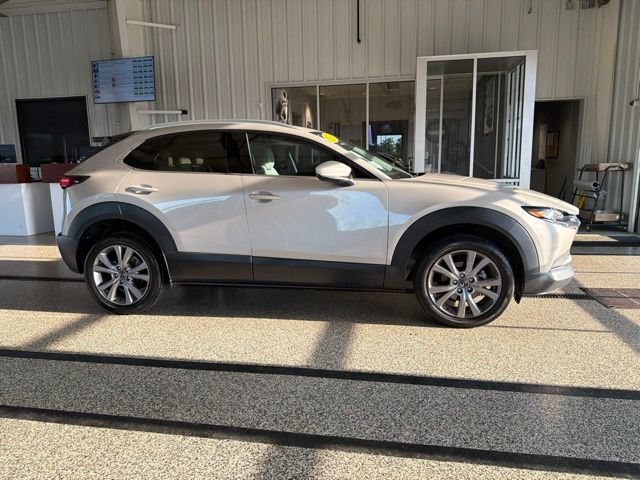 Used 2022 MAZDA CX-30 AWD 2.5 S w/ Premium Package image 4