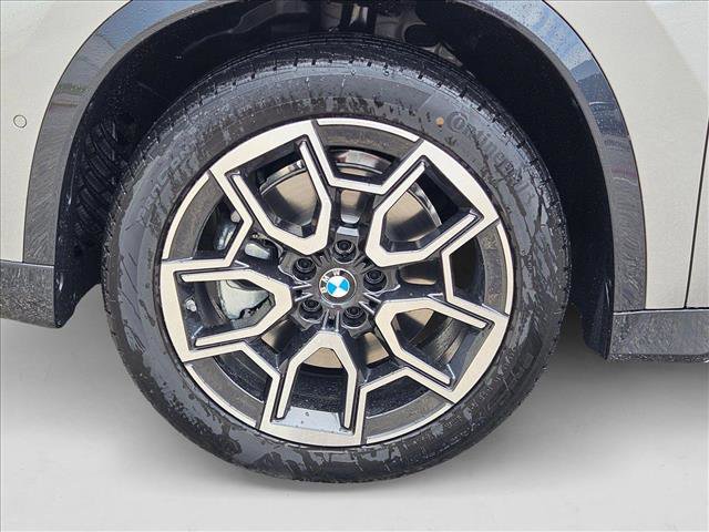 Used 2025 BMW X1 xDrive28i w/ Premium Package image 10