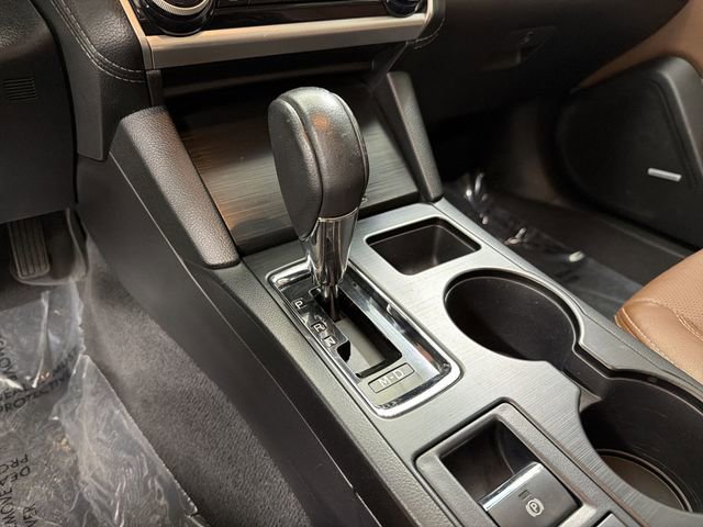 Used 2018 Subaru Outback 3.6R Touring image 32