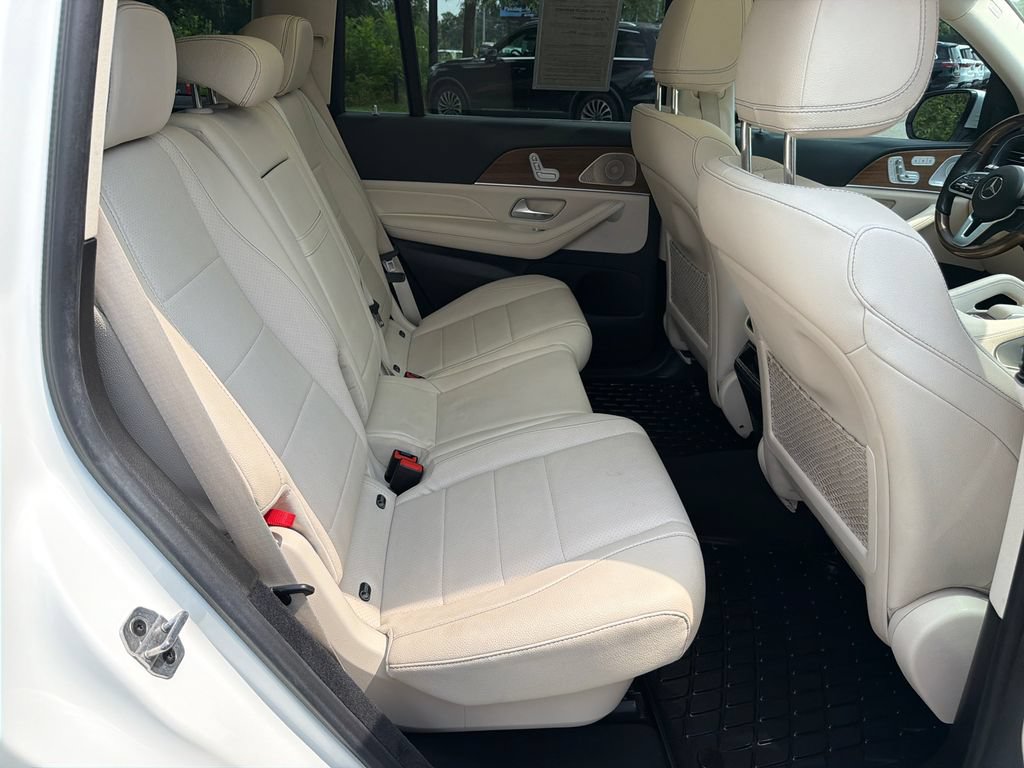 Used 2022 Mercedes-Benz GLS 450 4MATIC image 15