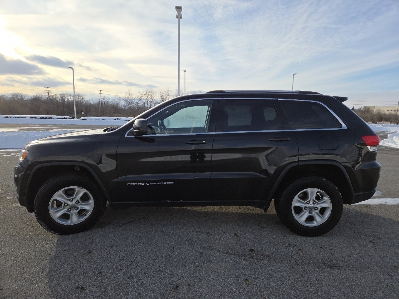 Used 2016 Jeep Grand Cherokee Laredo w/ Quick Order Package 23E image 11