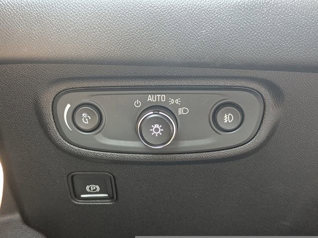 Used 2018 GMC Terrain SLT w/ Preferred Package FWD image 29