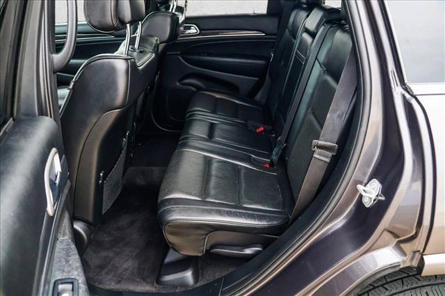 Used 2018 Jeep Grand Cherokee Overland AWD/4WD image 23