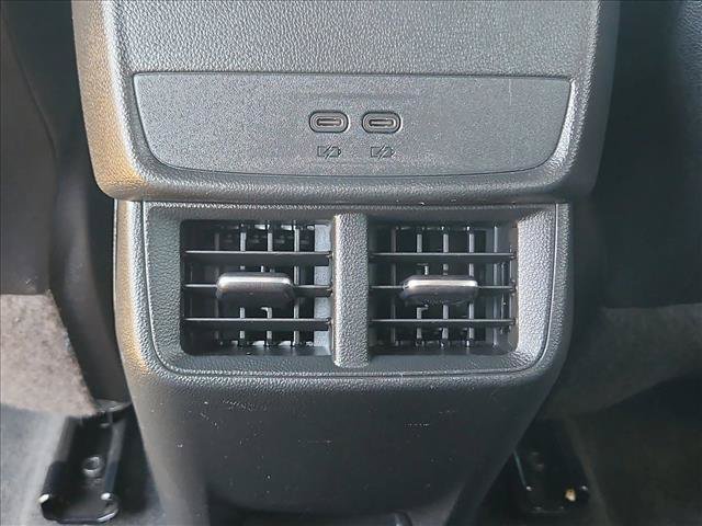 Used 2025 Chevrolet Equinox LT w/ Convenience Package II FWD image 17
