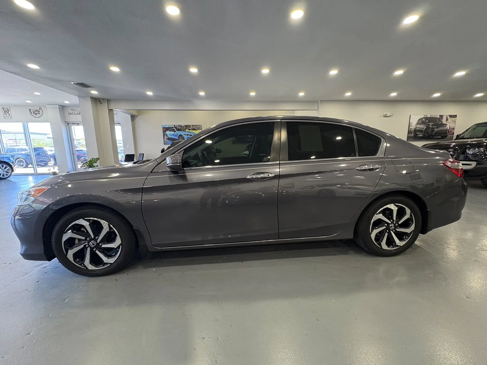 Used 2016 Honda Accord EX-L image 4