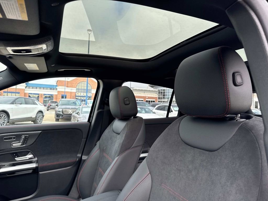 New 2026 Mercedes-Benz GLA 250 4MATIC image 18