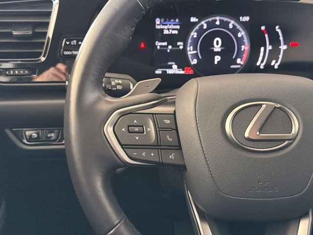 Certified 2025 Lexus NX 250 FWD w/ Towing Package (2000 Lbs) image 15