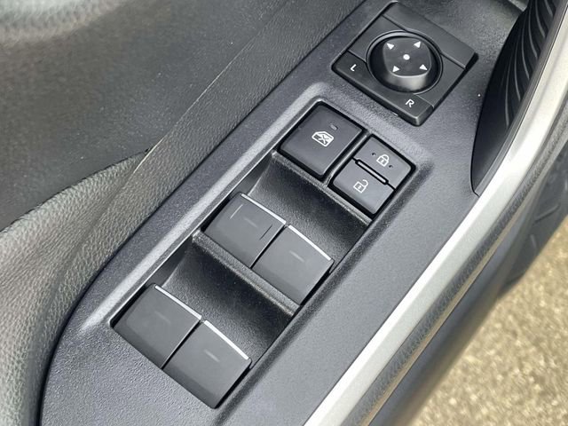 Used 2025 Toyota RAV4 XLE image 15