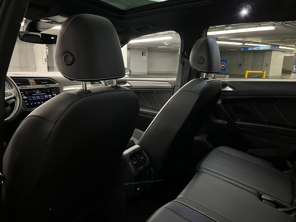 Certified 2023 Volkswagen Tiguan SE R-Line FWD image 24