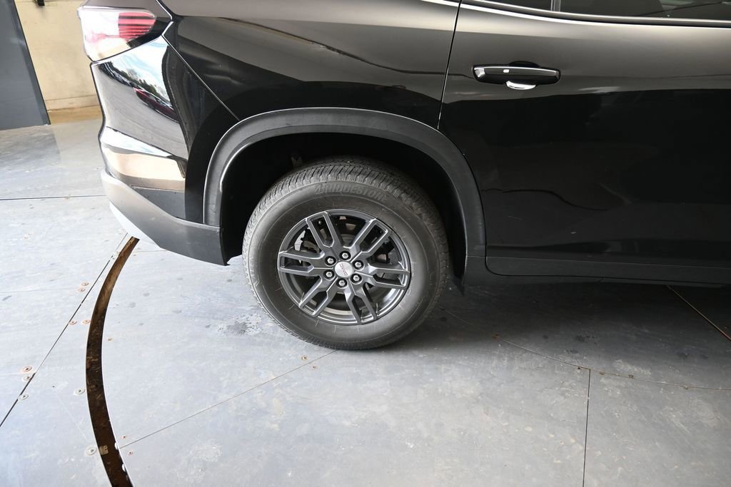 Used 2025 GMC Acadia Elevation FWD image 25