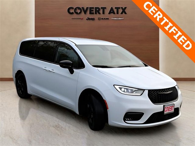 Used 2024 Chrysler Pacifica Select image 7