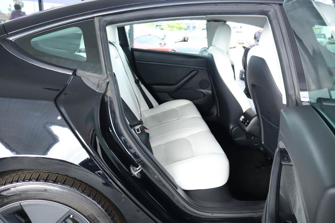 Used 2022 Tesla Model 3 RWD image 31