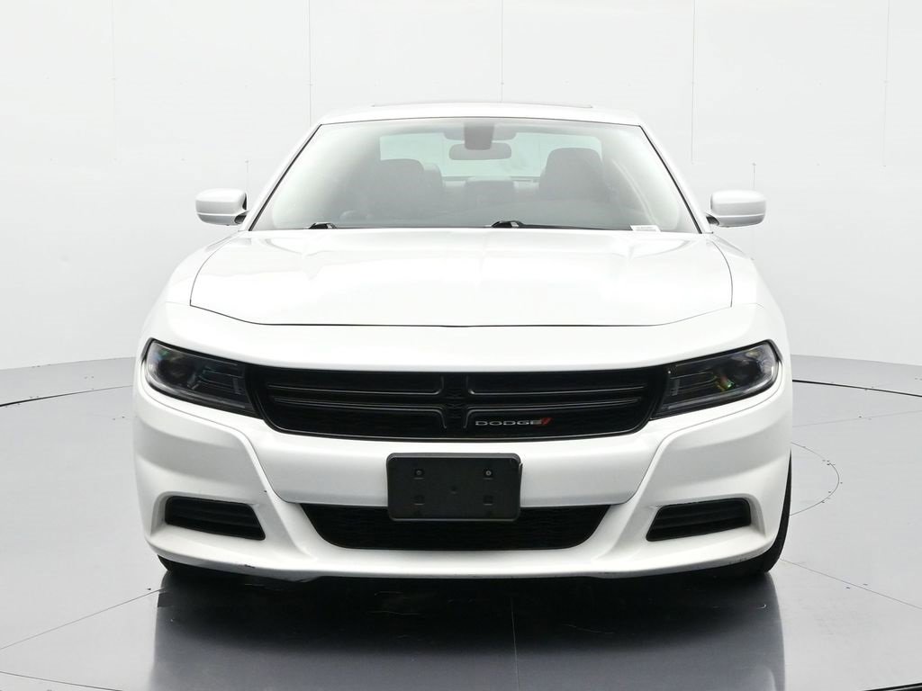 Used 2022 Dodge Charger SXT w/ Leather Interior Group image 2