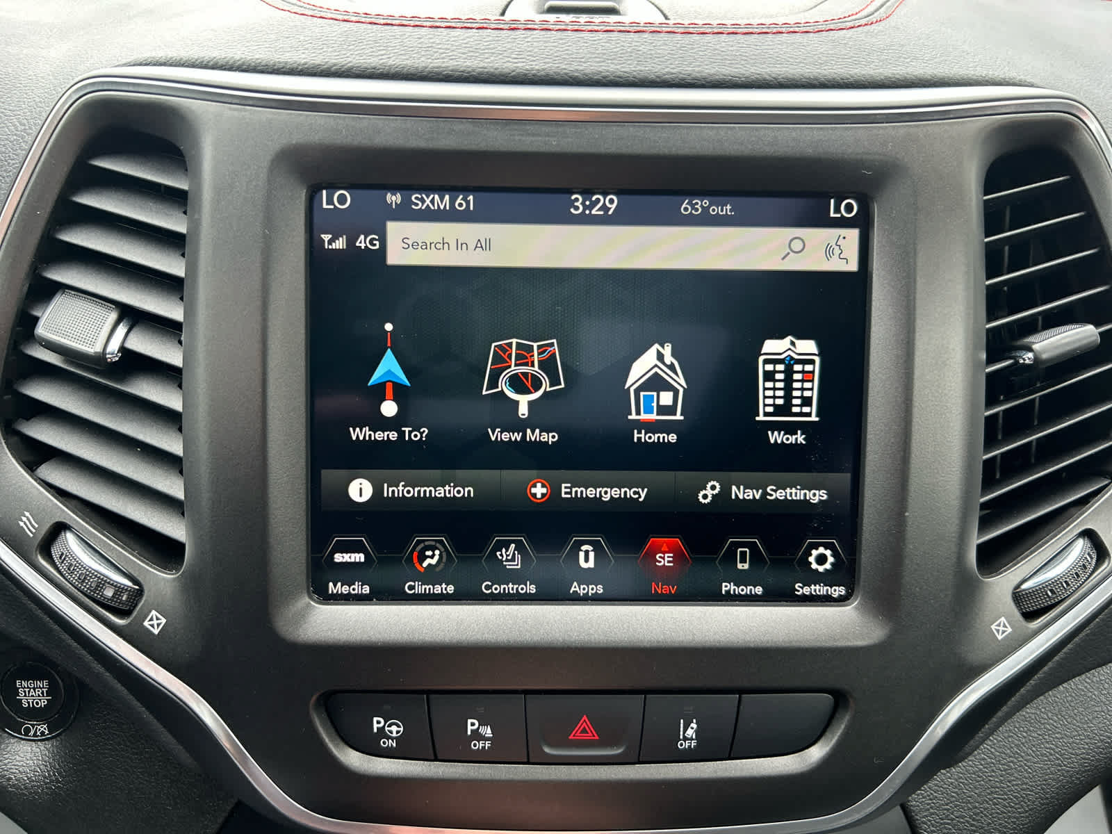 Used 2023 Jeep Cherokee Trailhawk w/ Sun & Sound Group AWD/4WD image 2