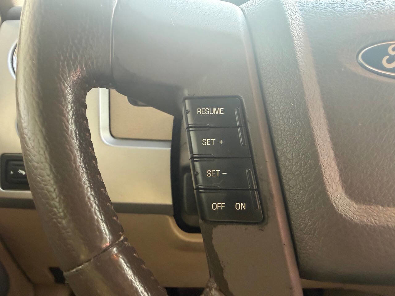 Used 2010 Ford F150 Lariat RWD image 20