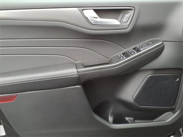 New 2026 Ford Escape SE image 11