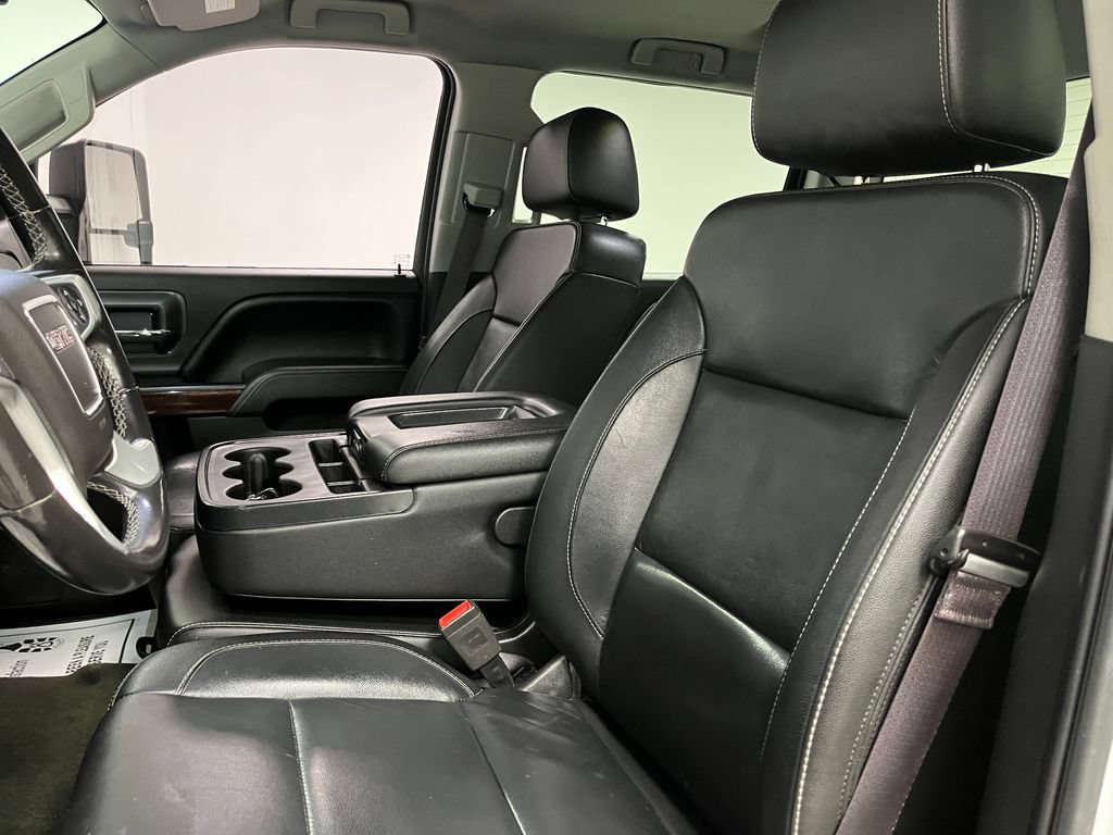 Used 2017 GMC Sierra 2500 SLE w/ HD SLE Preferred Plus Package AWD/4WD image 22