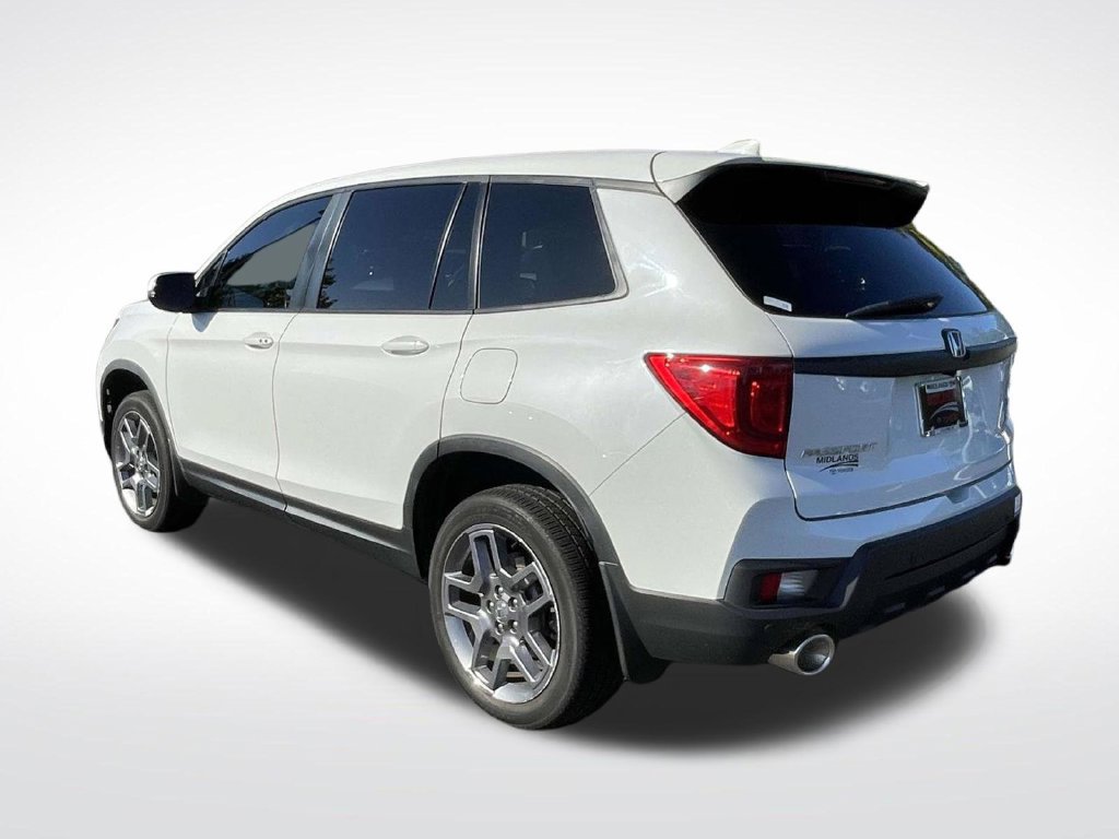 Used 2023 Honda Passport EX-L image 4