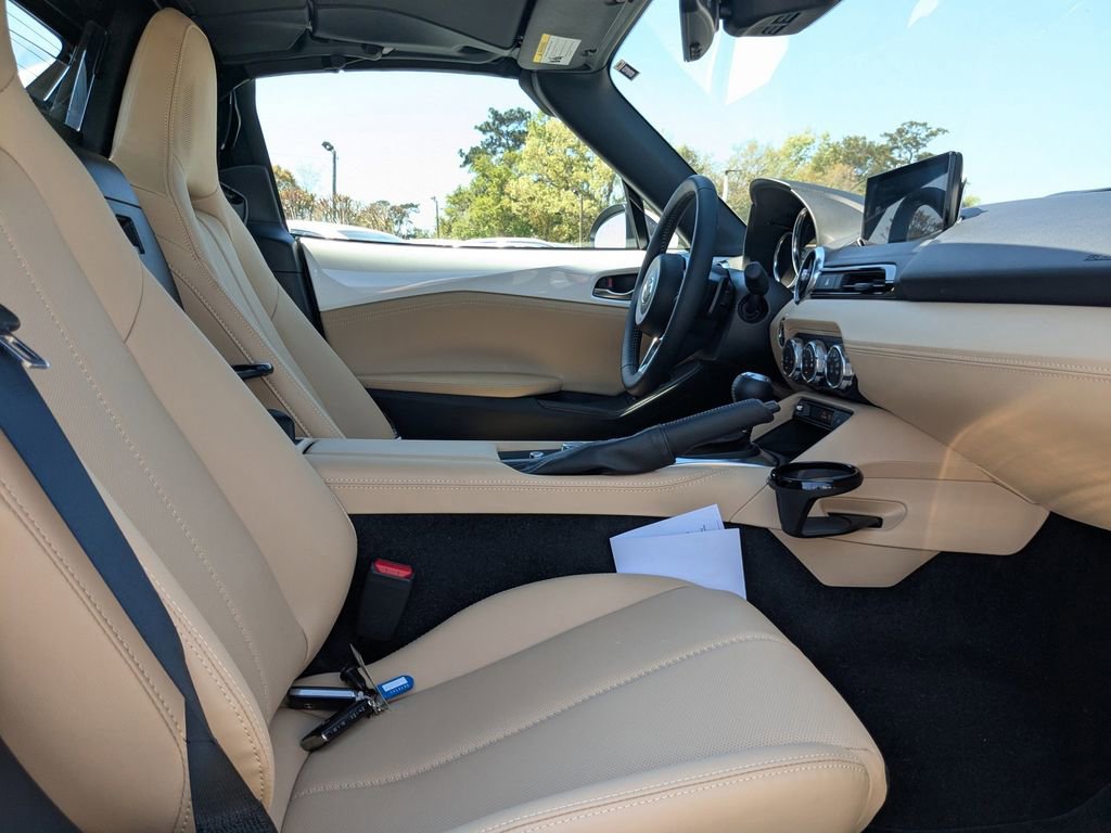 New 2026 MAZDA MX-5 Miata RF Grand Touring image 13