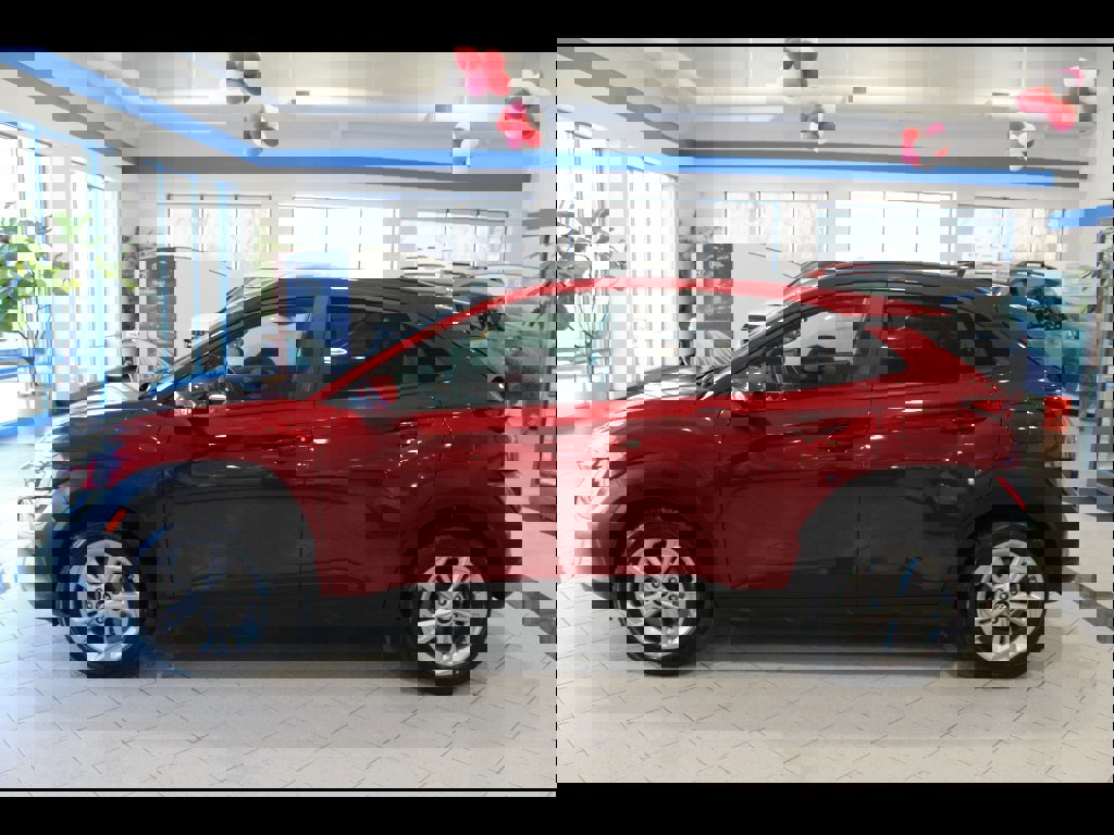 Used 2023 Hyundai Kona SEL AWD/4WD image 8