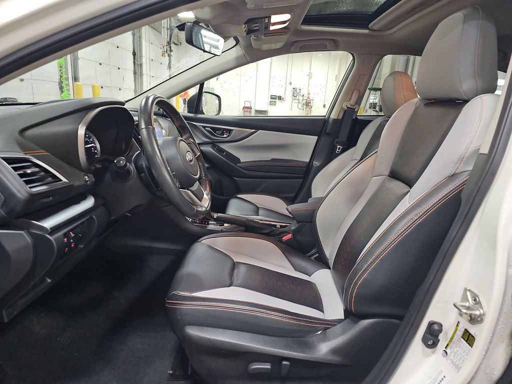 Used 2023 Subaru Crosstrek 2.5i Limited w/ Moonroof Package image 3