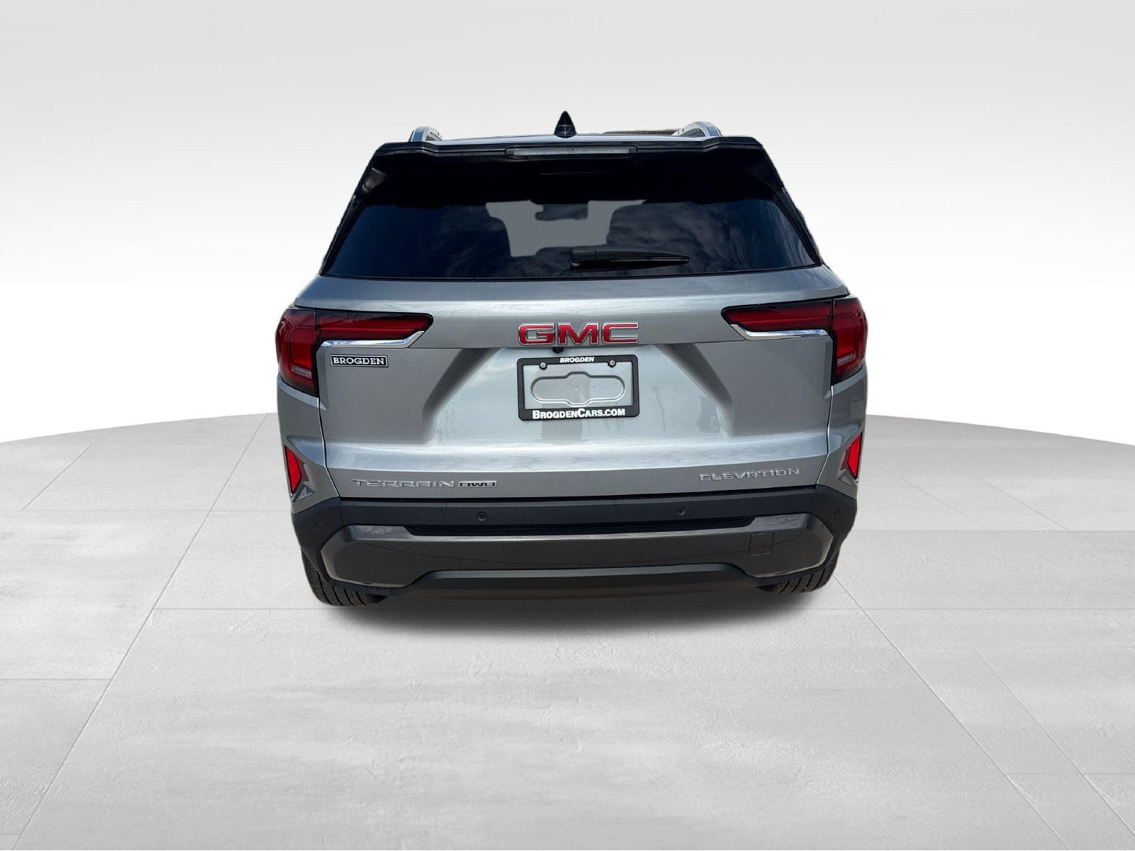 New 2027 GMC Terrain Elevation w/ Elevation Premium Package AWD/4WD image 18
