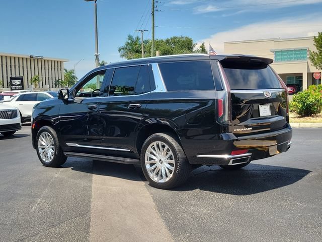 Used 2021 Cadillac Escalade Premium Luxury AWD/4WD image 3
