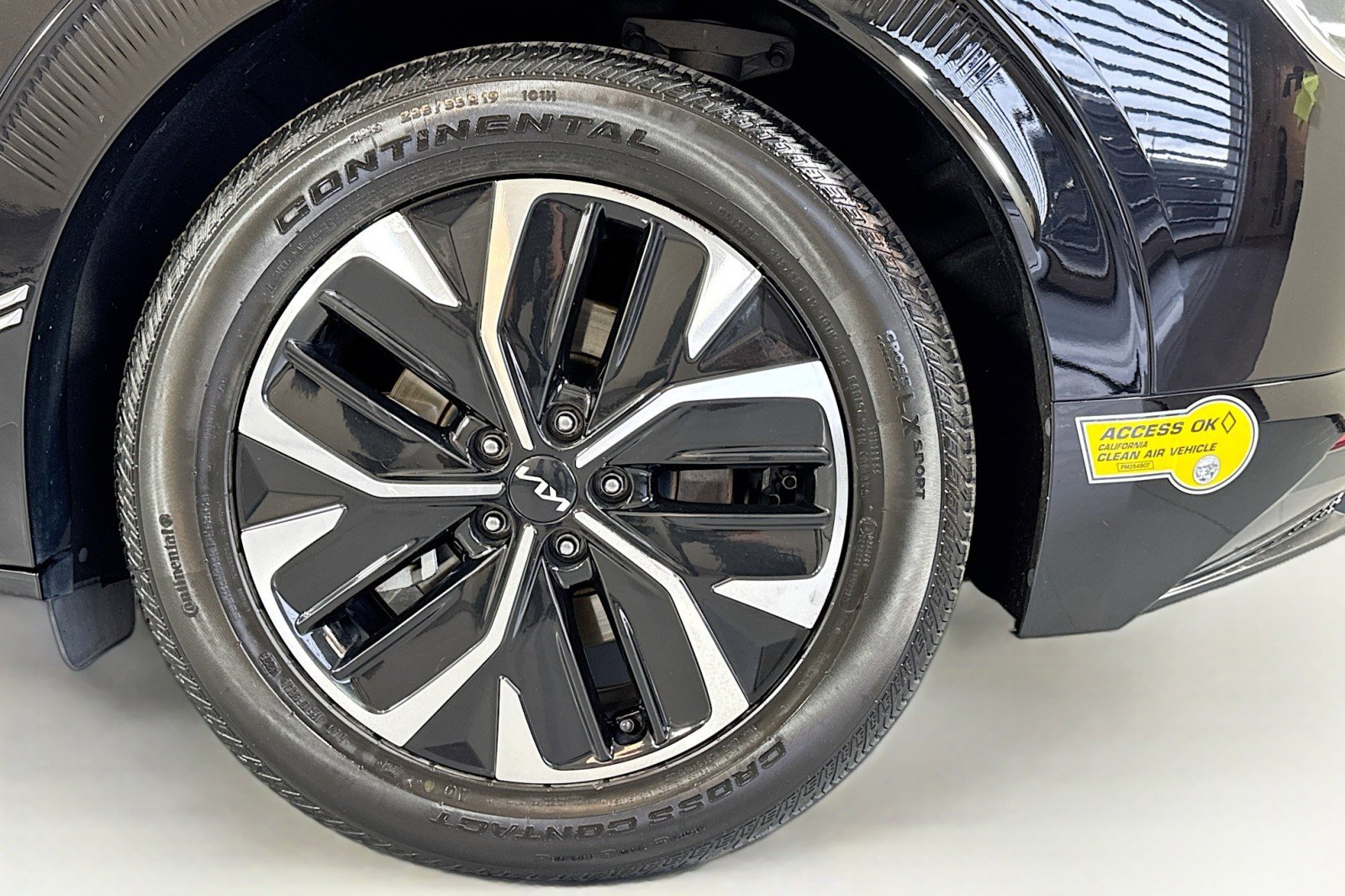 Used 2022 Kia EV6 Wind image 29