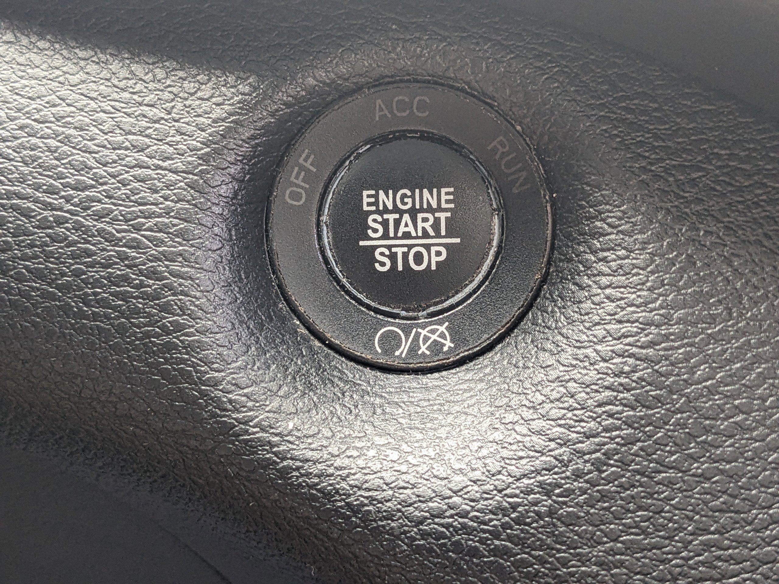 Used 2021 Jeep Cherokee Latitude Lux w/ Comfort/Convenience Group image 24