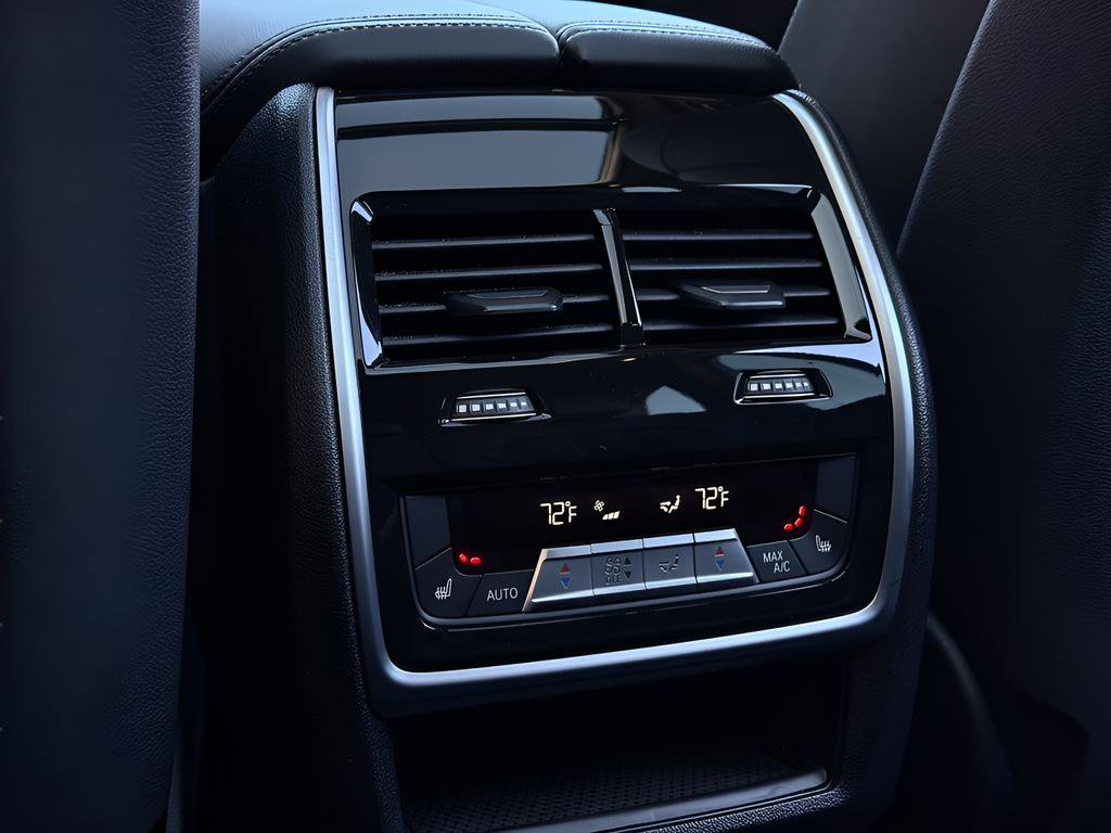 Used 2023 BMW X5 xDrive45e image 26