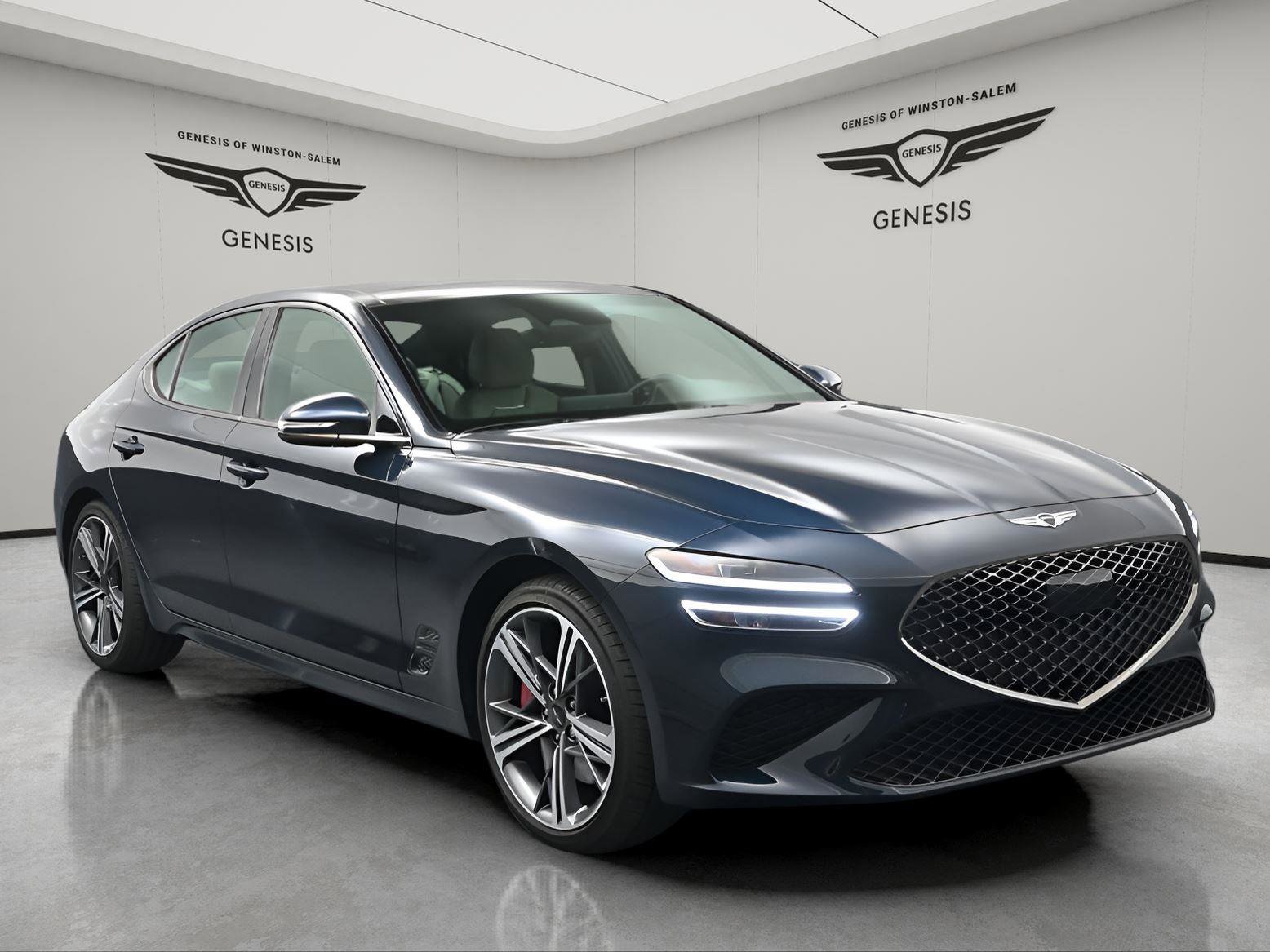 Used 2025 Genesis G70 2.5T w/ Sport Prestige Package image 22