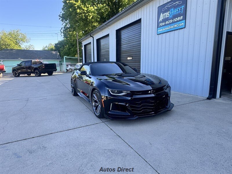 Used 2023 Chevrolet Camaro ZL1 RWD image 6