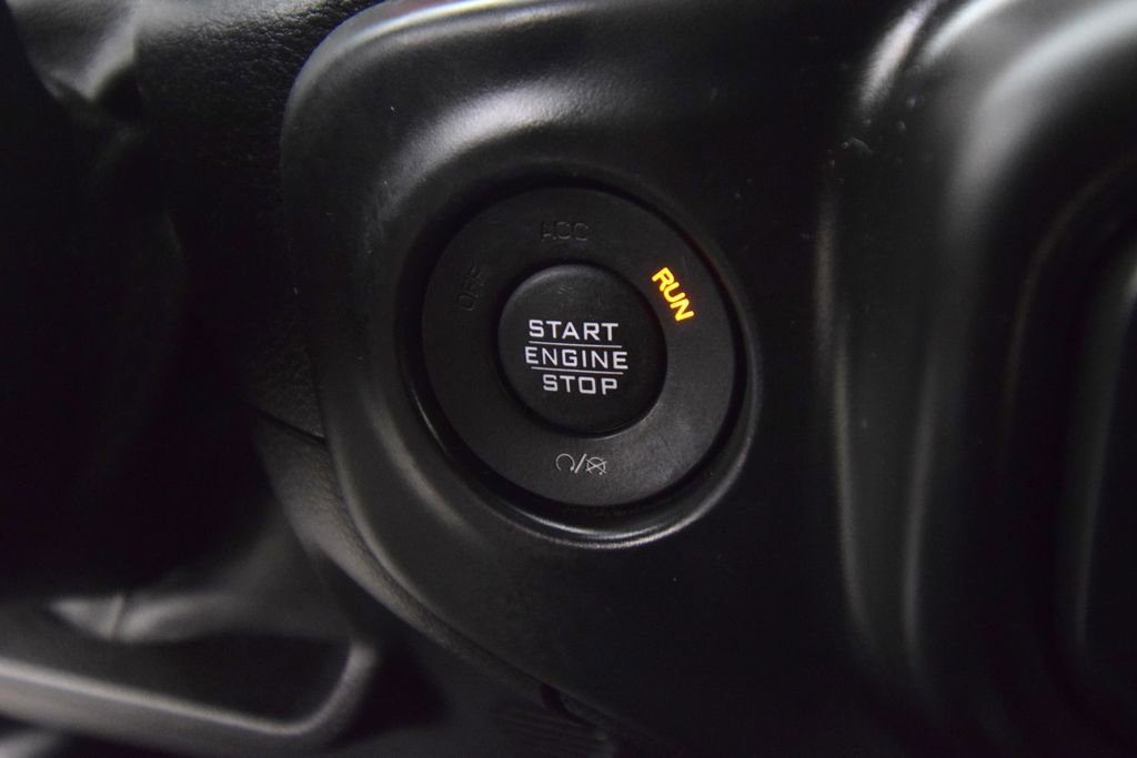 Used 2018 Jeep Wrangler Unlimited Rubicon AWD/4WD image 36