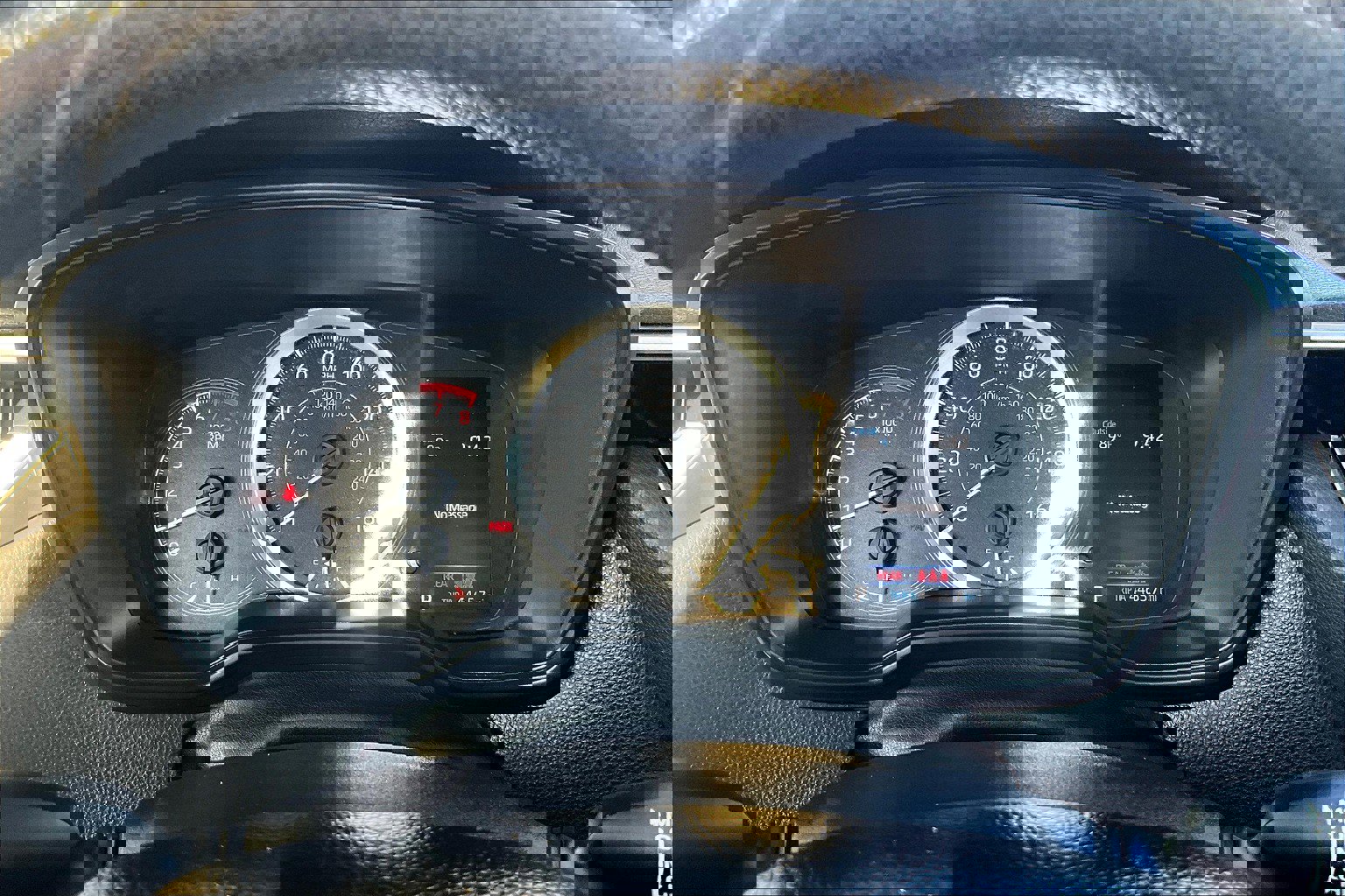 Used 2021 Toyota Corolla LE w/ Carpet Mat Package (TMS) image 20