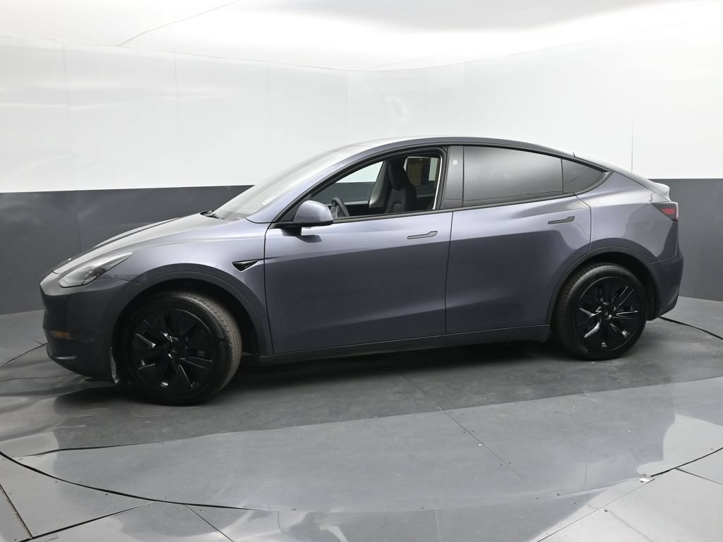 Used 2023 Tesla Model Y Long Range AWD/4WD image 29