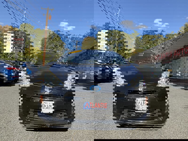 Used 2012 Toyota Prius C One image 2