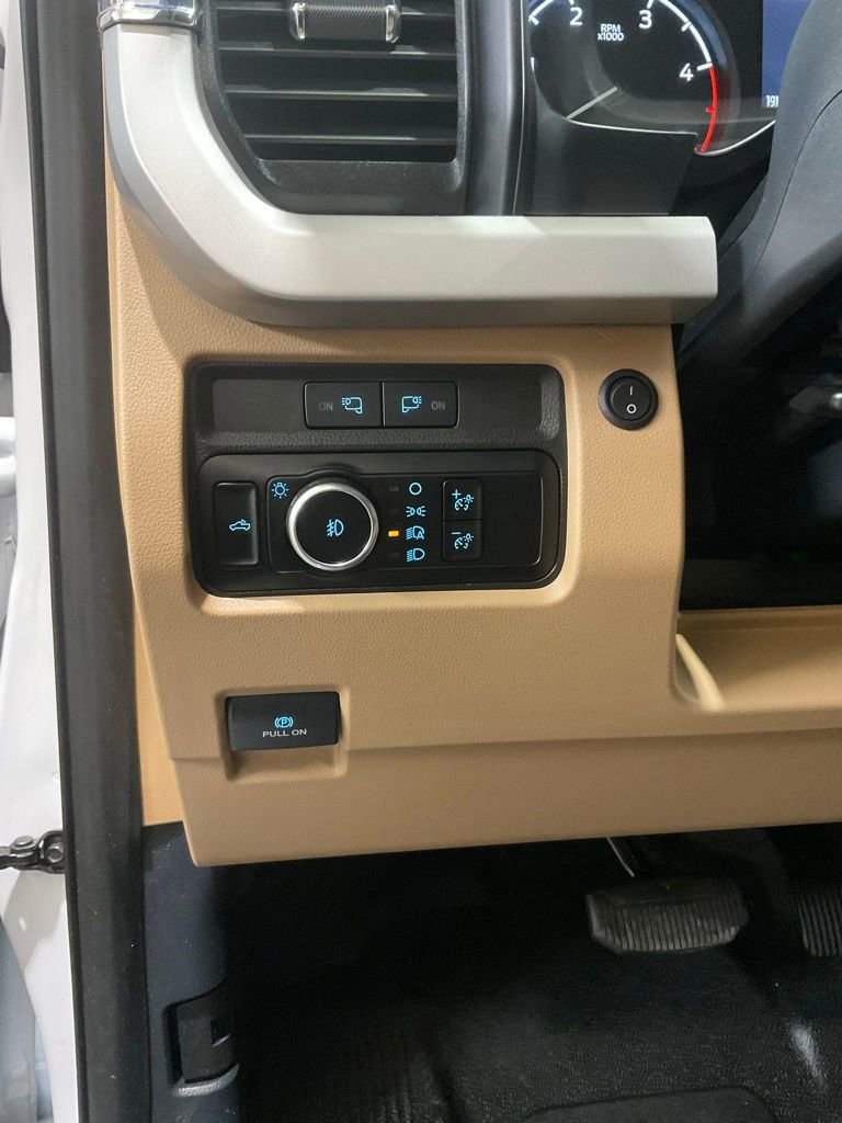 Used 2023 Ford F350 XLT w/ FX4 Off-Road Package image 8