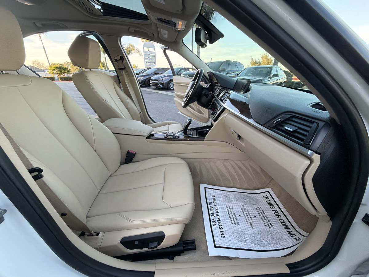 Used 2015 BMW 328i Sedan RWD image 17