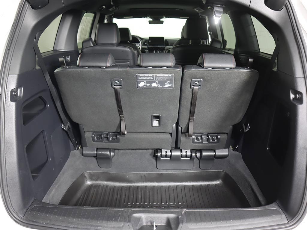 Used 2025 Honda Odyssey Sport-L image 14