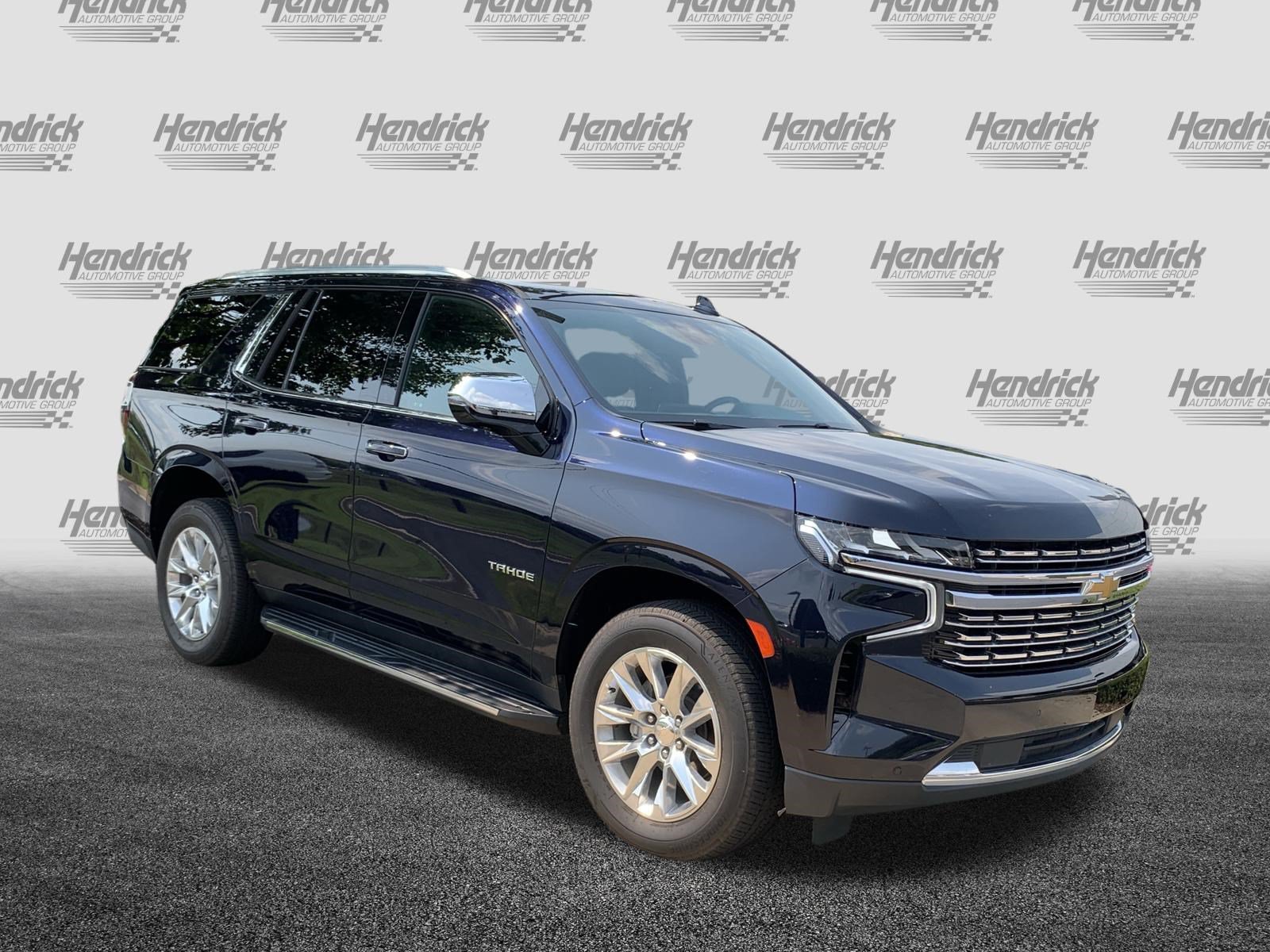 Used 2023 Chevrolet Tahoe Premier AWD/4WD image 2