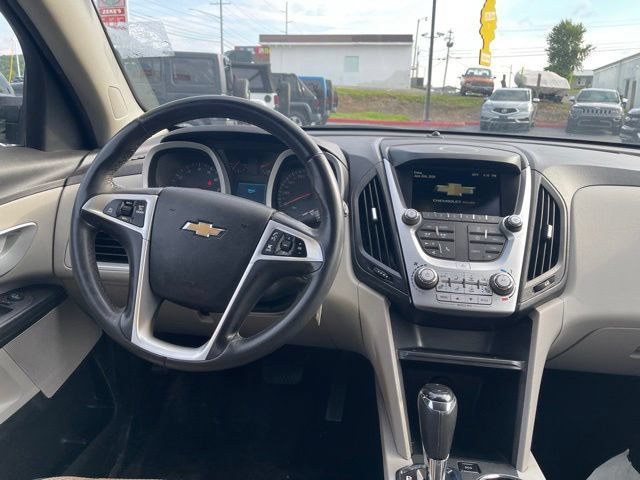 Used 2017 Chevrolet Equinox LT w/ Convenience Package FWD image 12